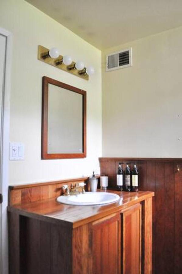 Cozy 1 Bd Suite Centrally Located North Vancouver Dış mekan fotoğraf